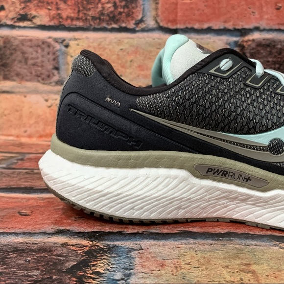 Saucony Triumph 18 Athletic Shoes - Picture 3 of 11